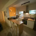 Le Petit Chez Soi D'ailleurs Apartment