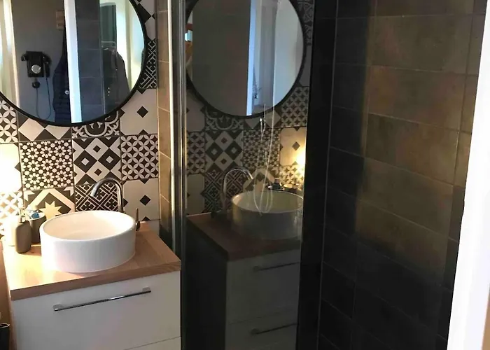 Lägenhet Le Petit Chez Soi D'ailleurs